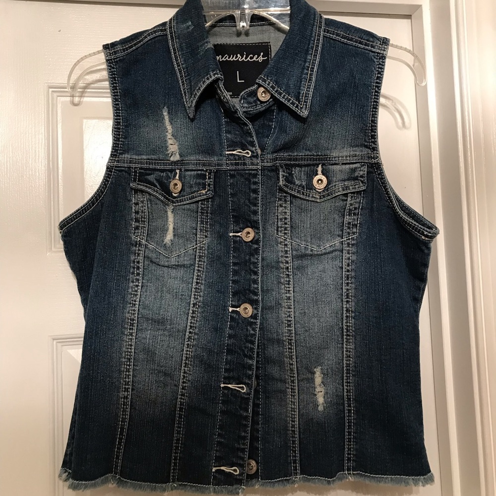 Jean Vest